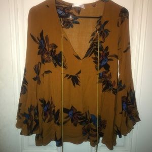 Bell sleeve fall floral top